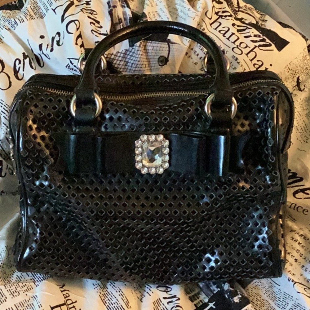 ✨BRIGHTON COLLECTABLES🔥🔥✨MY FLAT IN LONDON- ✨LEATHER BLACK -H-BAG🔥I WANT IT ALL✨